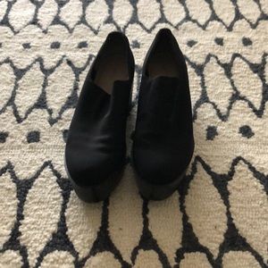 Donald Pliner wedges